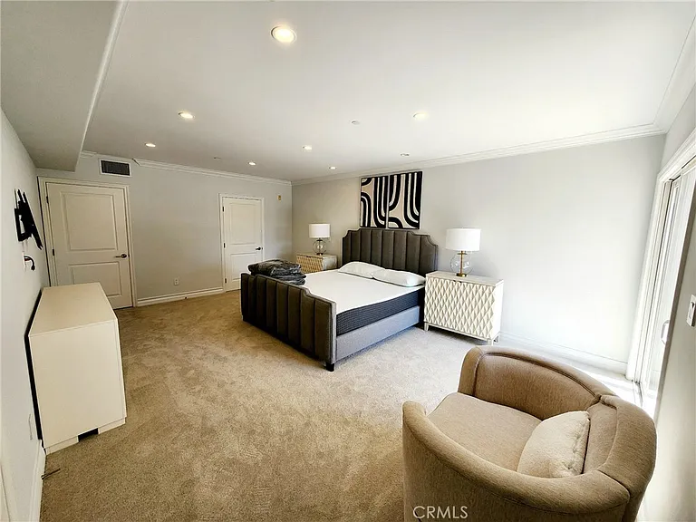 1920 Malcolm Ave #401 — Photo 18