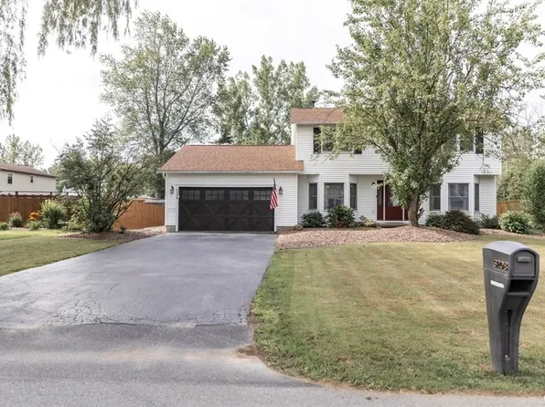 6208 Henryk Woods Rd, Cicero, NY 13039