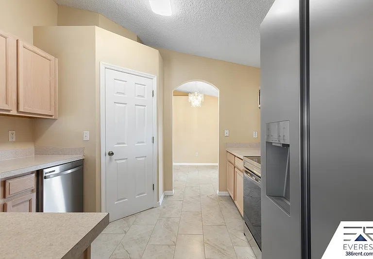 57 Pin Oak Dr — Photo 14
