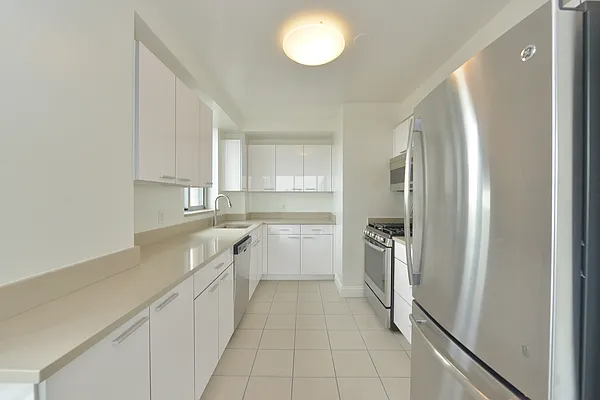 Rented by AIB Management Corp | media 28
