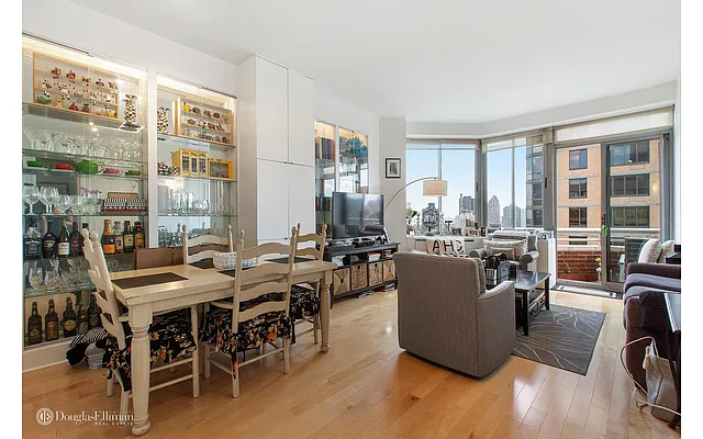 Rented by Douglas Elliman | media 31