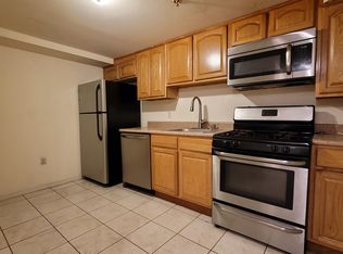 385 Avenue C #1R, Bayonne, NJ 07002