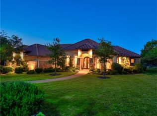 19200 Sean Avery Path, Spicewood, TX 78669