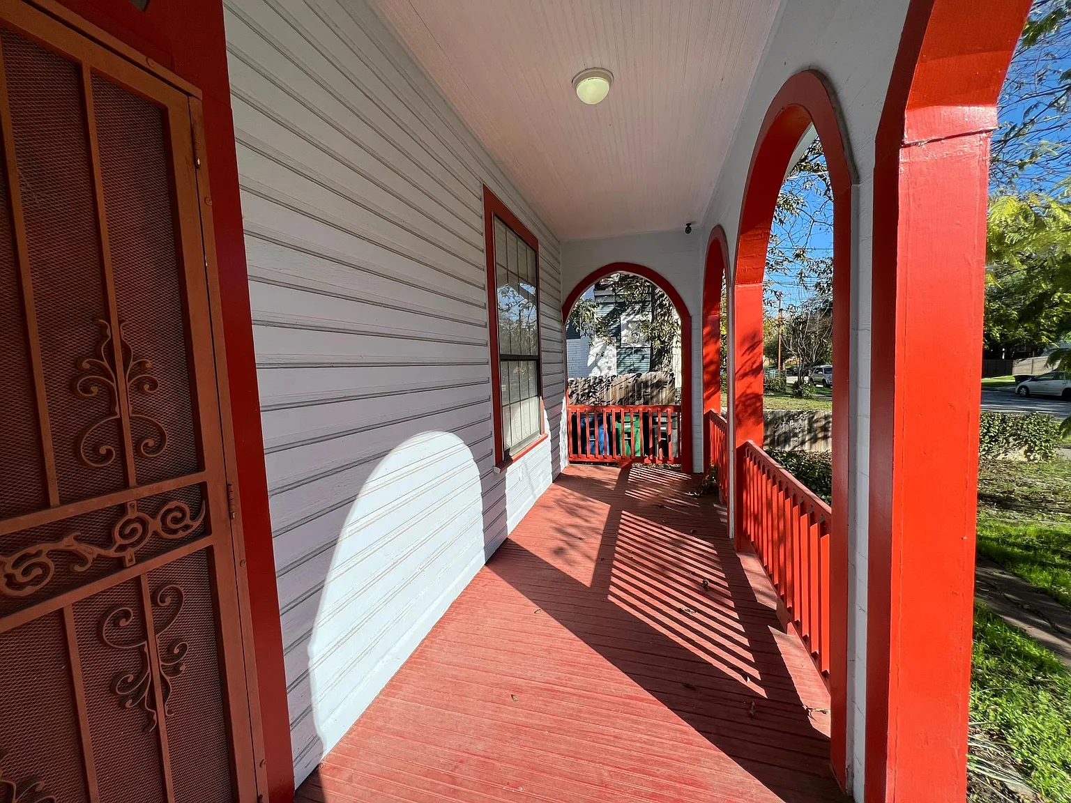 3 bed, 1400 sqft, $1,850 — Photo 3