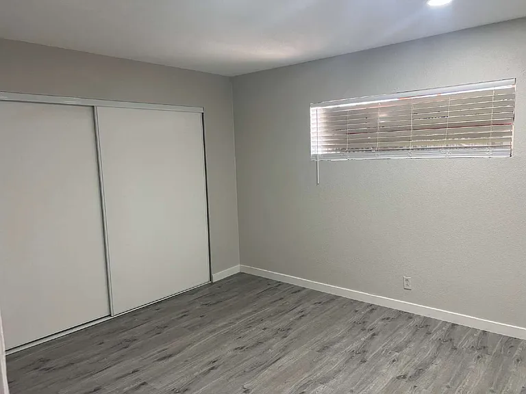 3350 Cambridge St #4 — Photo 13