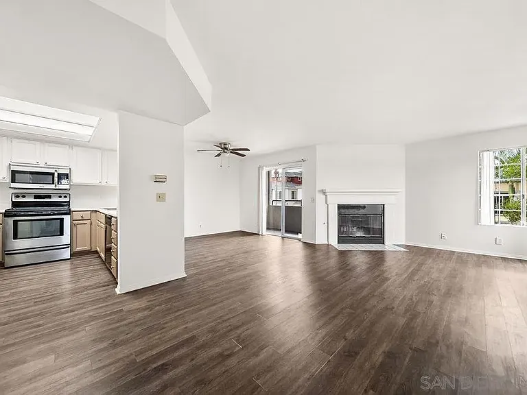 514 S Myers St #F — Photo 3