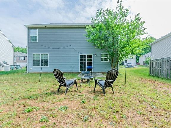 2nd image of 3621 Sweet Birch Dr