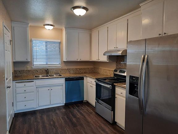 2nd image of 5251 Glide Dr APT 4