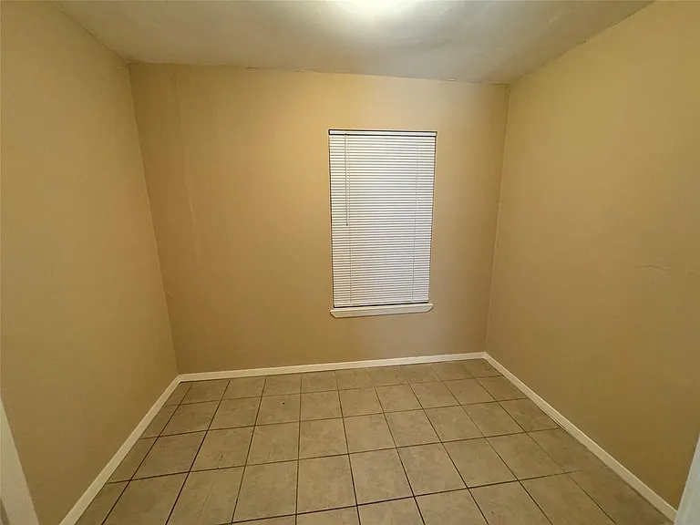 7430 Lobera Dr — Photo 15