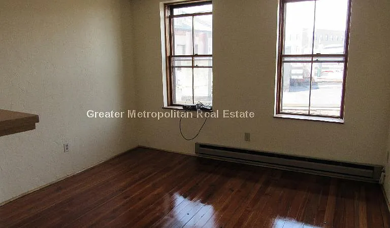 16 Battery St #4R — Photo 38