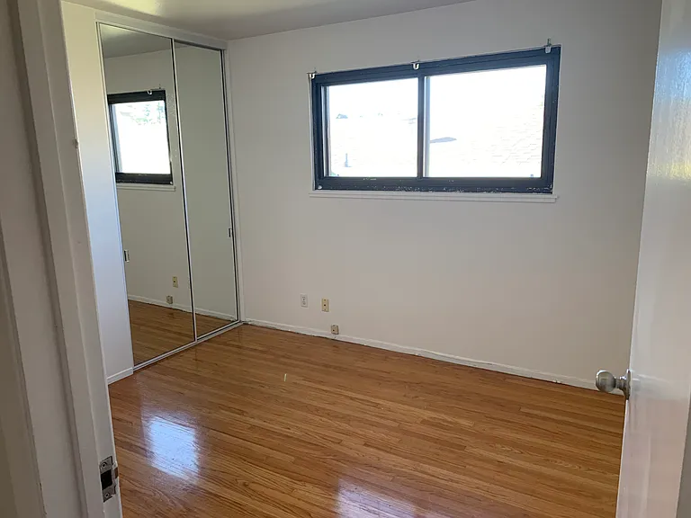 207 Morton Dr — Photo 4