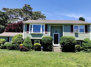 120 Oliphant Ln, Middletown, RI 02842