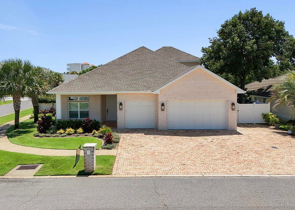 1st image of 11 Tristram Way