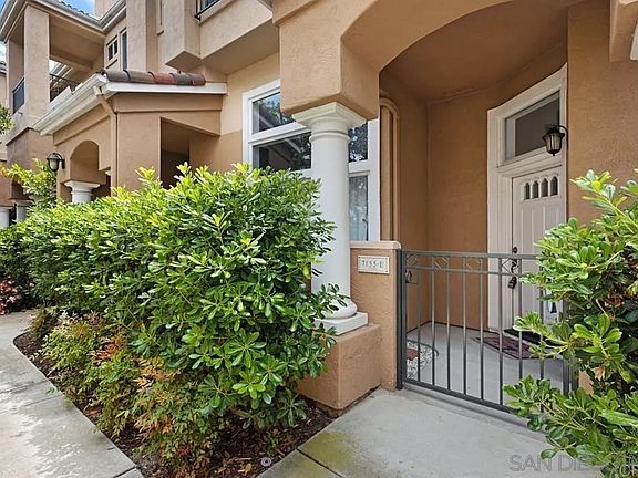 4th image of 7155 Calabria Ct Unit E