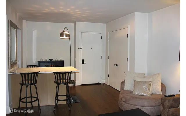 Rented by Douglas Elliman | media 20