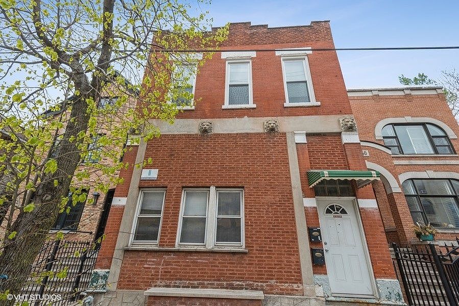 1st image of 2248 N Southport Ave #2R