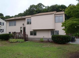 49 Sycamore Dr, Cranston, RI 02921