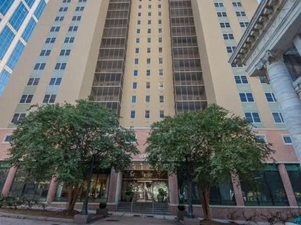 300 Peachtree St NE APT 11C, Atlanta, GA 30308