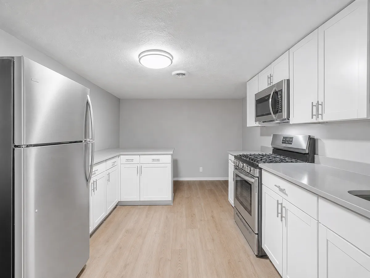 Building Photo - 421 52nd St #3
