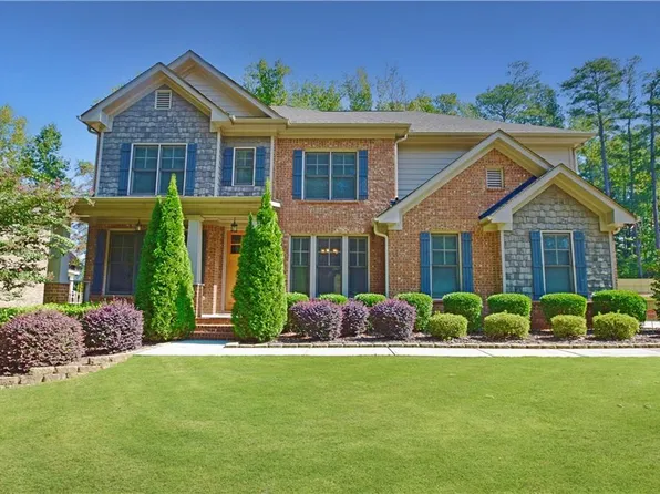 200 Parkview Trace Pass SW, Lilburn, GA 30047