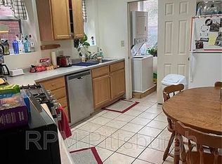 2218 Sarah St FLOOR 2, Pittsburgh, PA 15203