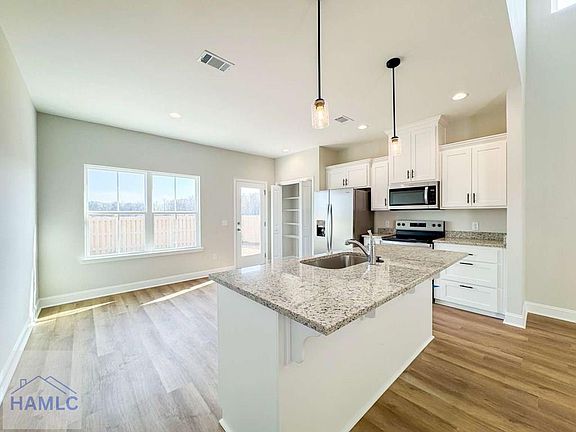 7th image of this home