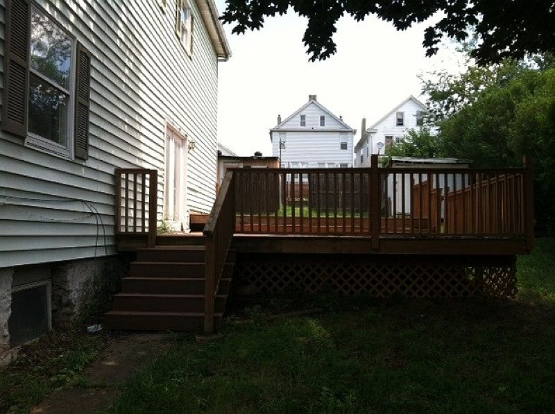 2nd image of 343 Warren St