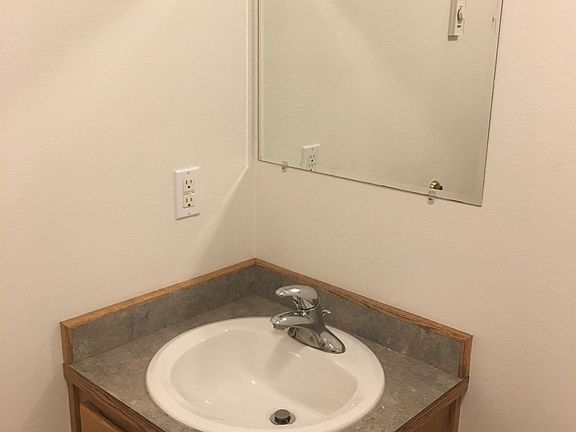 4th image of 760 NW Paragon Pl #1