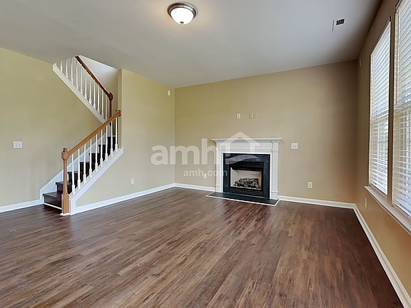 5th image of 1404 Manley Ct