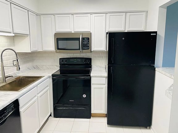2nd image of 995 S Ct Of Shorewood #1B
