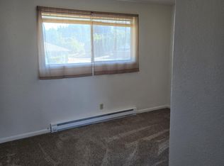 1139 Clark St, North Bend, OR 97459
