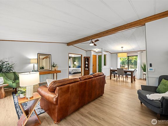 3rd image of 1768 Lake Drive