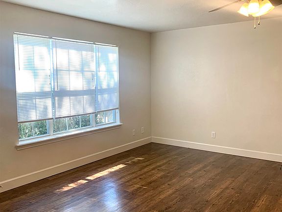 2nd image of 4210 Christie Cir