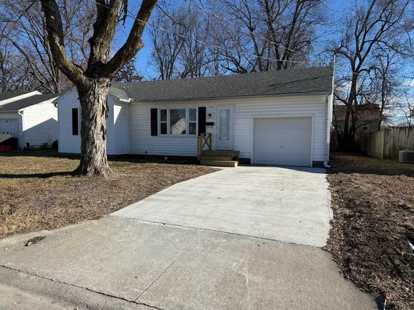 534 Seargent Ave, Marshall, MO 65340