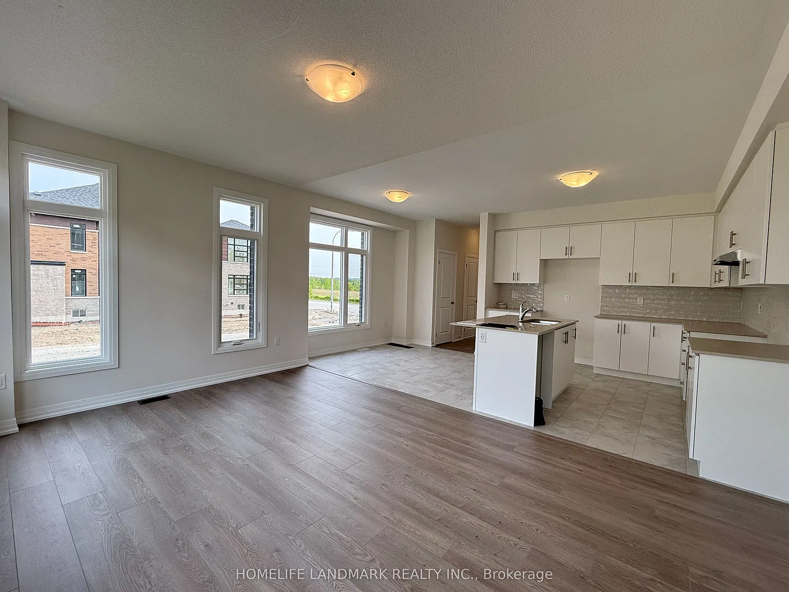 4 bed, $3,200 — Photo 4