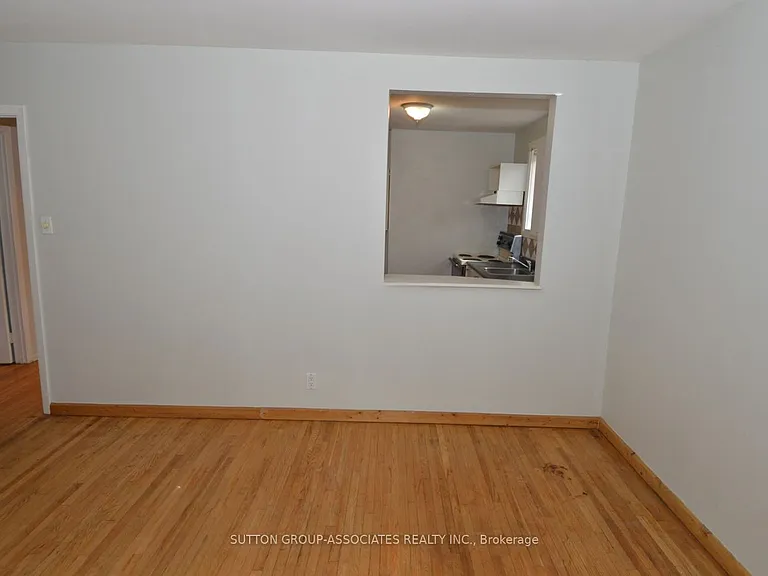 35 Longhope Pl — Photo 6