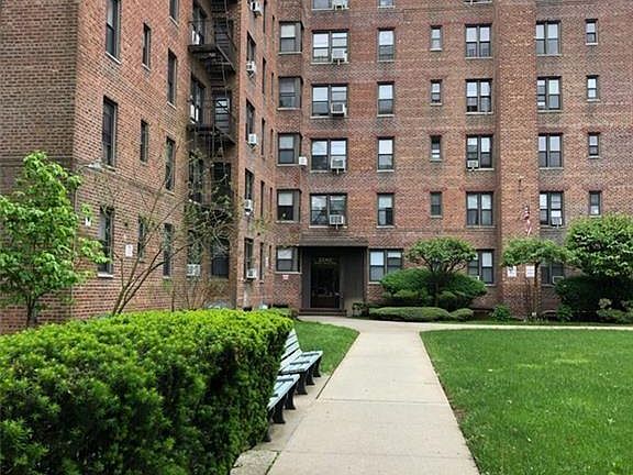 2nd image of 2220 Burnett St APT 2H