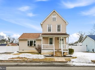 1817 Jackson St, Cinnaminson, NJ 08077