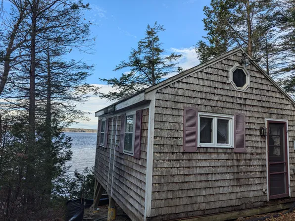 4 Wren Lane, Bath, ME 04530