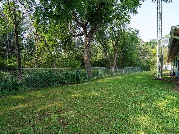 5th image of 11373 21st Avenue