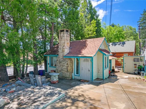 27601 Weirwood Dr, Lake Arrowhead, CA 92352