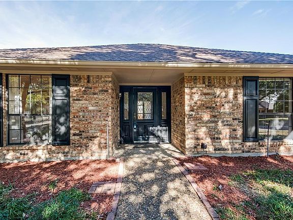 4th image of 1521 Amazon Dr