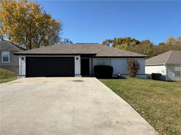 1014 S East St, Rogers, AR 72756