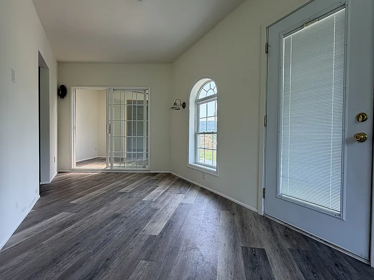 3261 Kaetzel Rd — Photo 13