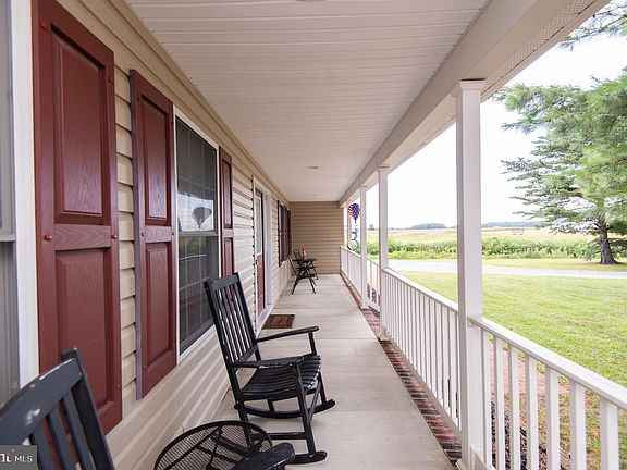 4th image of 12384 River Rd