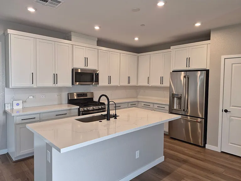 11929 Glide Reflection Ave — Photo 3