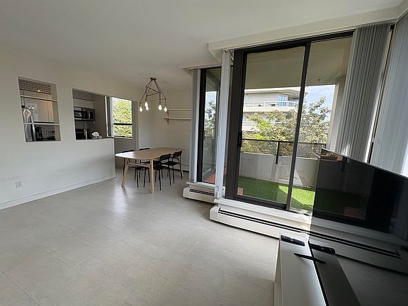 2nd image of 1737 Duchess Ave #502