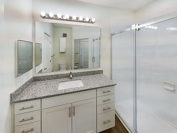 5th image of 275 Quinn Ln #21-201