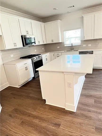 2720 Westgate Park Dr — Photo 9