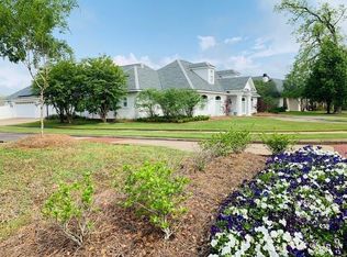 6312 Grand Oak Dr, Alexandria, LA 71301